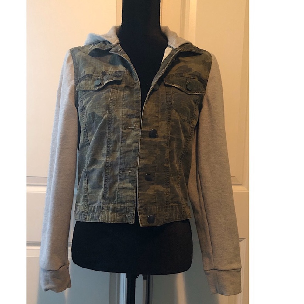 Tinseltown- Denim Camo Hooded Jacket